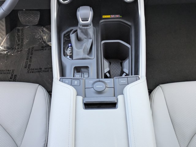 2026 Toyota Grand Highlander Limited Image 21 of 33