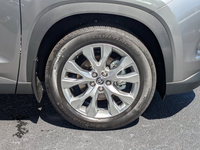 2026 Toyota Grand Highlander Limited Image 10 of 33