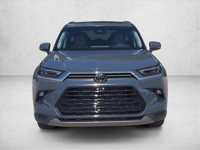 2026 Toyota Grand Highlander Limited Image 2 of 30