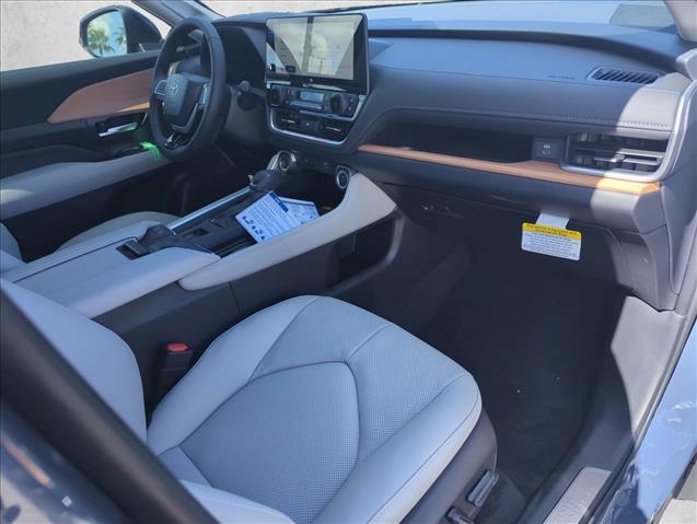 2026 Toyota Grand Highlander Limited Image 29 of 30