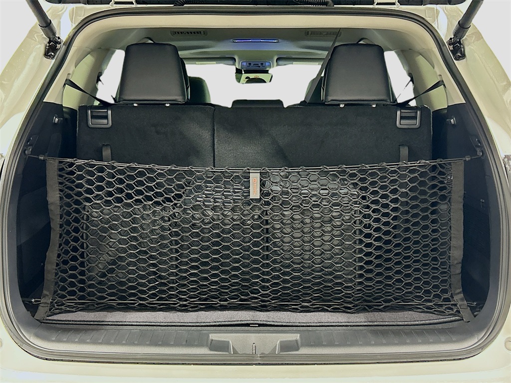 2026 Toyota Highlander Limited Image 9 of 32