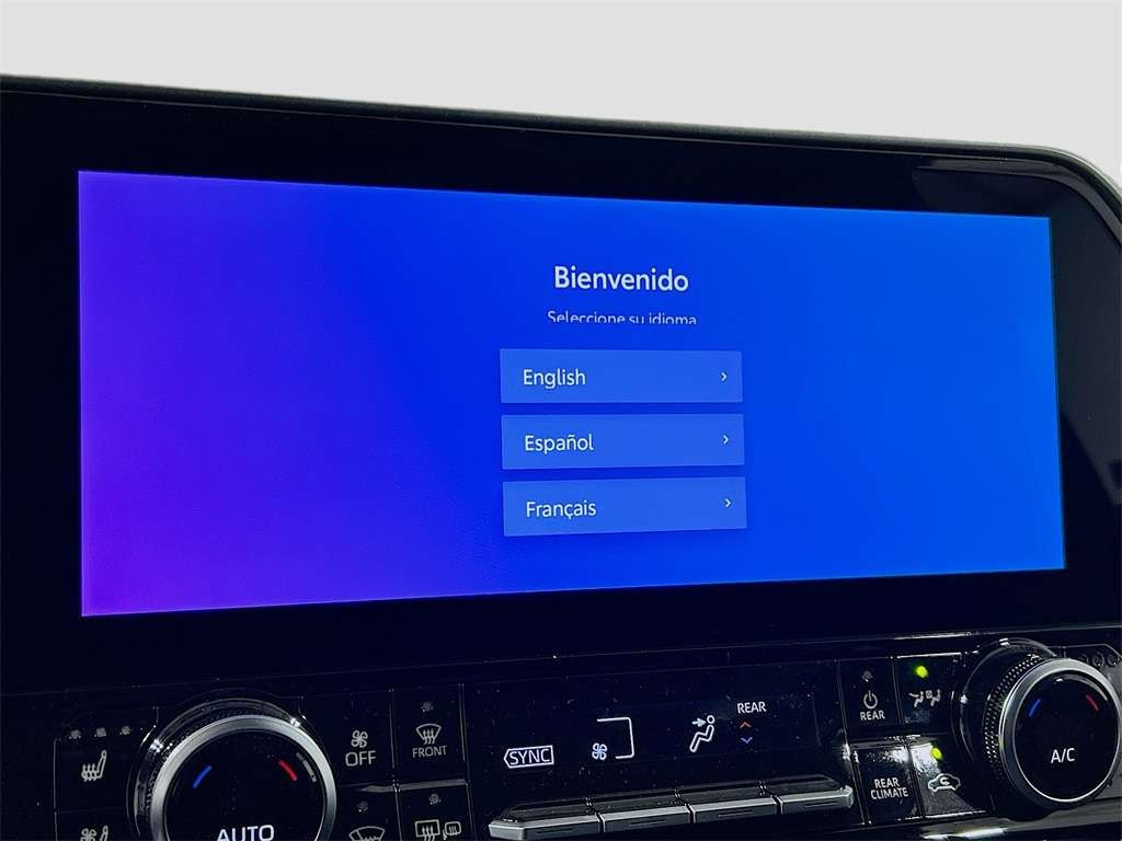 2026 Toyota Highlander Limited Image 21 of 32