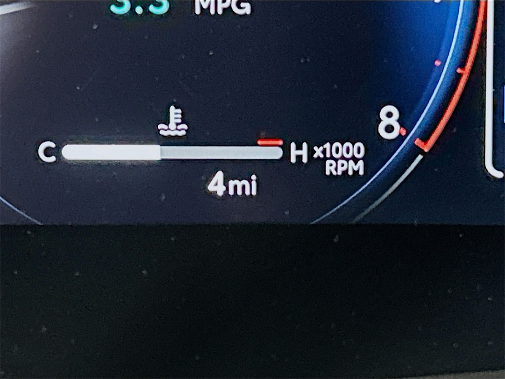 2026 Toyota Highlander Limited Image 20 of 32