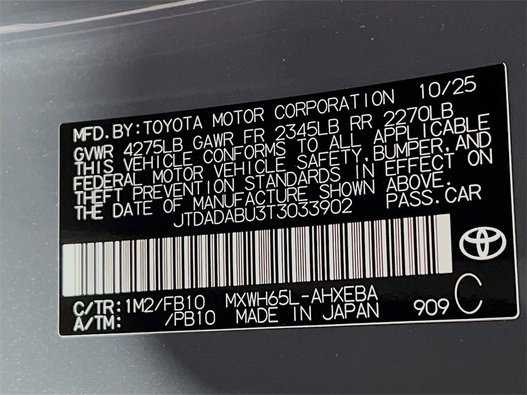 2026 Toyota Prius LE Image 24 of 33