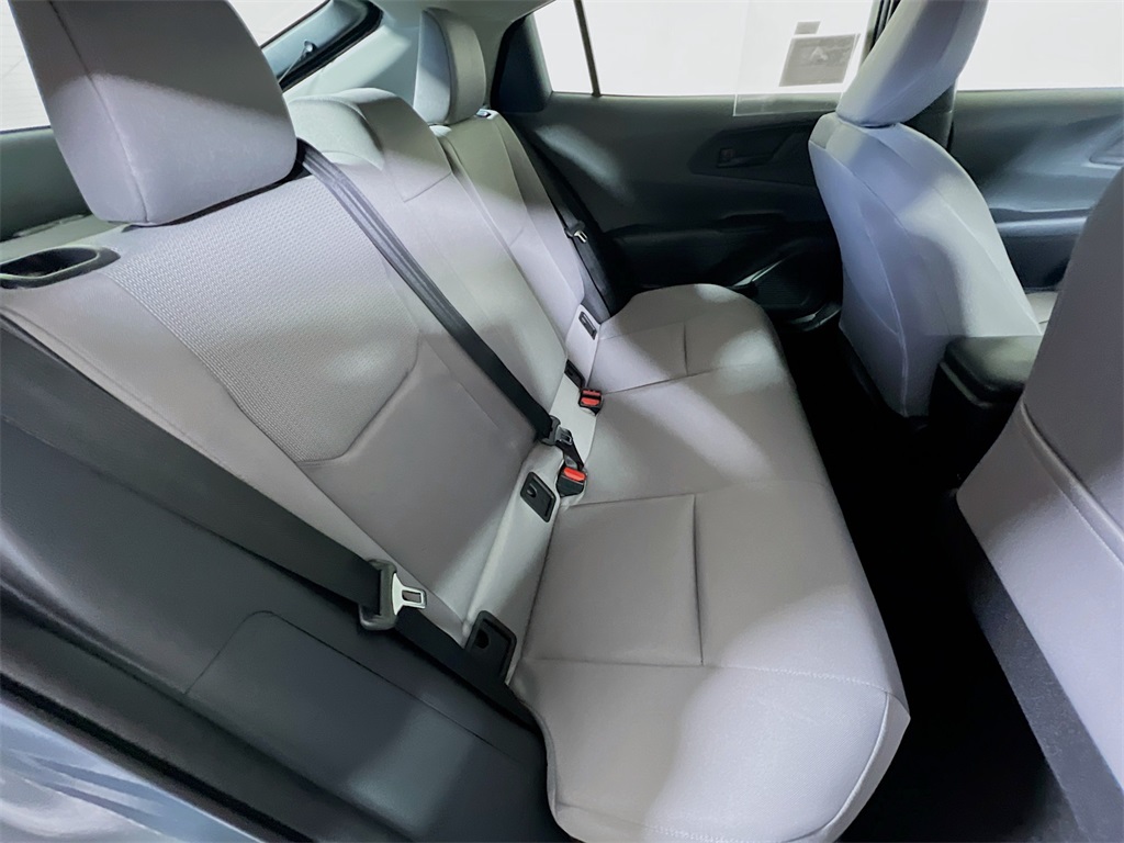 2026 Toyota Prius LE Image 10 of 33