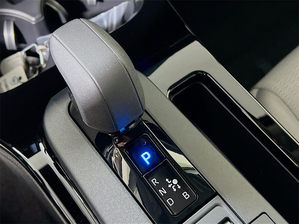 2026 Toyota Prius LE Image 28 of 33