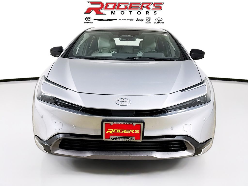 2026 Toyota Prius Limited Image 2 of 26