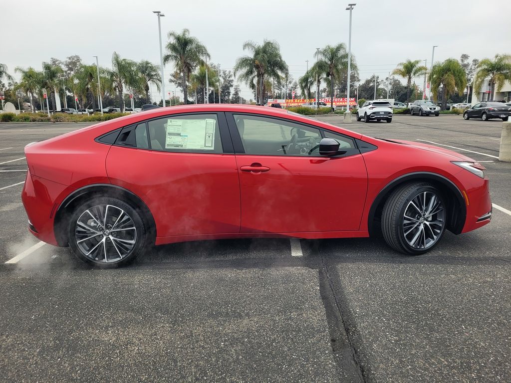 2026 Toyota Prius XLE Image 3 of 12