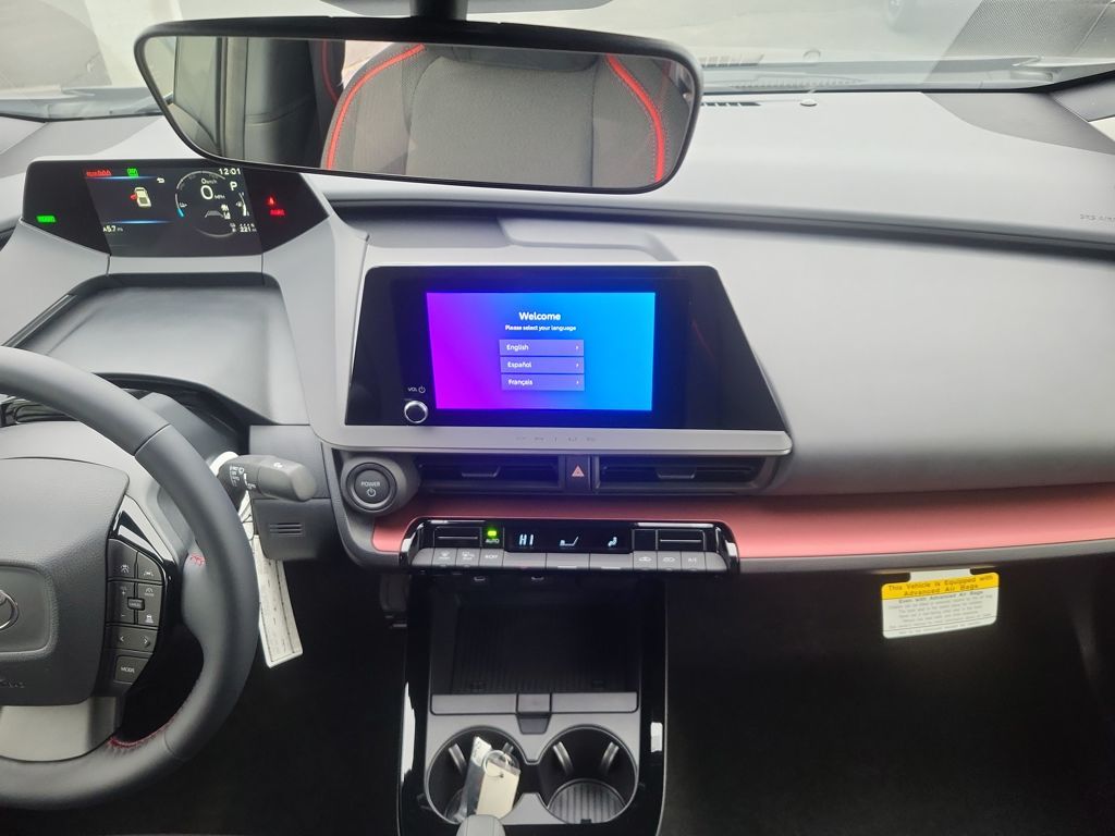 2026 Toyota Prius Plug-In Hybrid SE Image 17 of 31