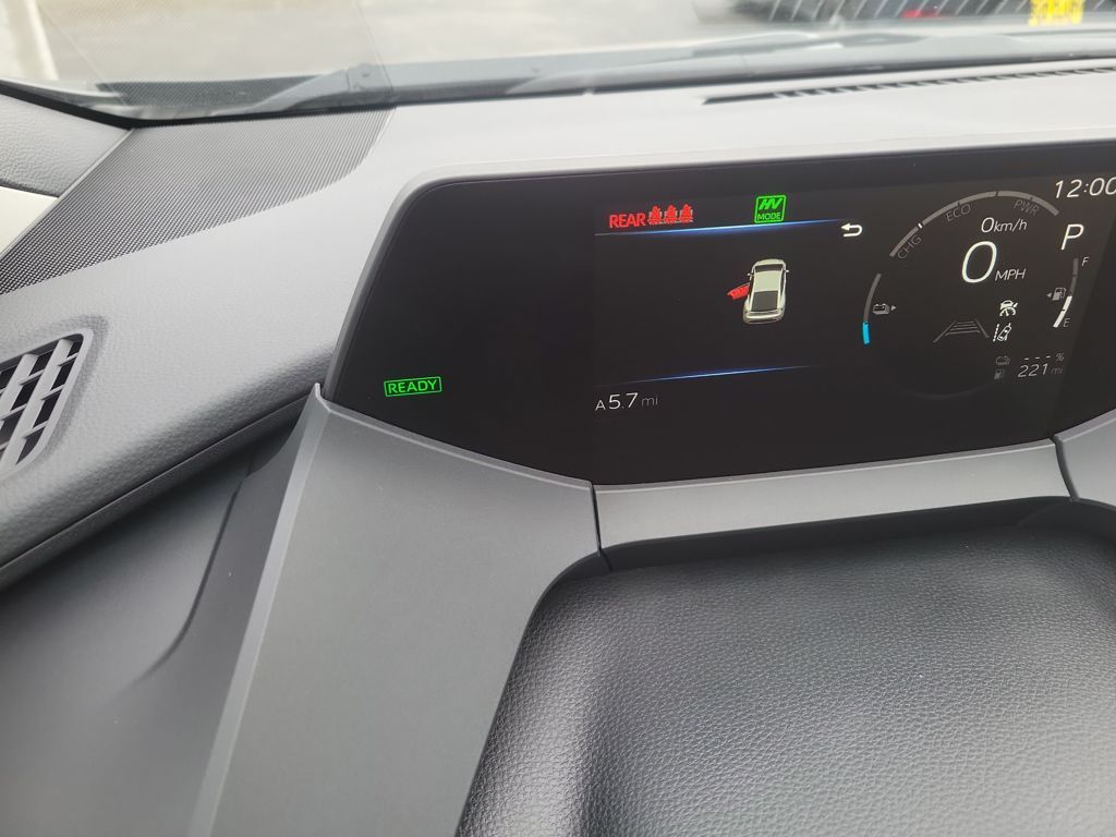 2026 Toyota Prius Plug-In Hybrid SE Image 30 of 31