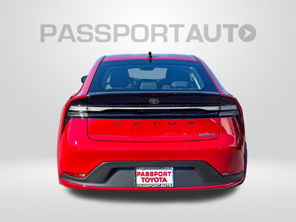 2026 Toyota Prius Plug-In Hybrid SE Image 2 of 25