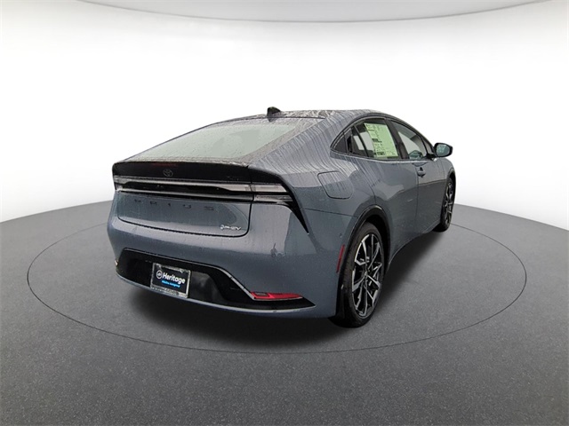 2026 Toyota Prius Plug-In Hybrid XSE Premium Image 4 of 9