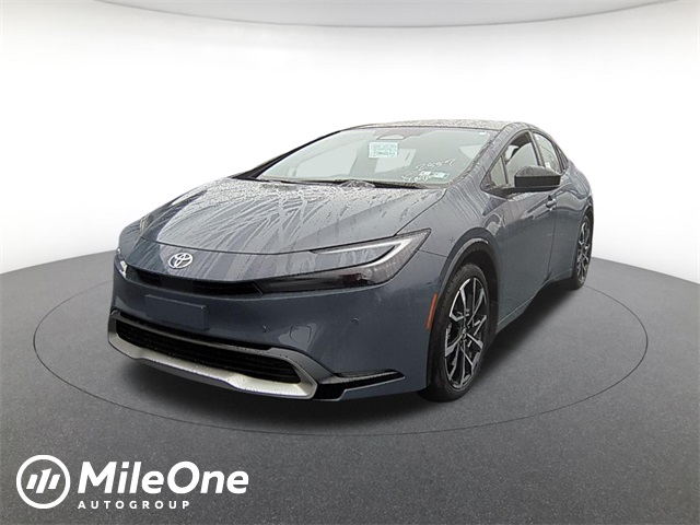 2026 Toyota Prius Plug-In Hybrid XSE Premium Image 1 of 9