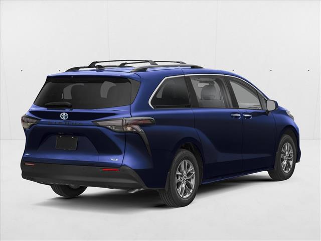 2026 Toyota Sienna XLE Image 2 of 11