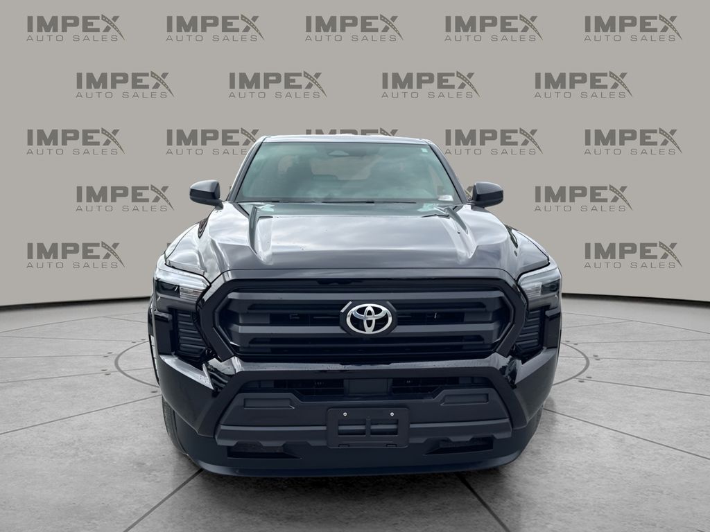 2026 Toyota Tacoma SR5 Image 2 of 31
