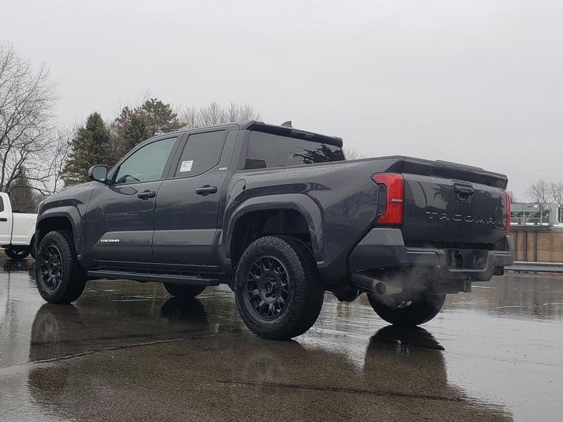 2026 Toyota Tacoma SR5 Image 3 of 12