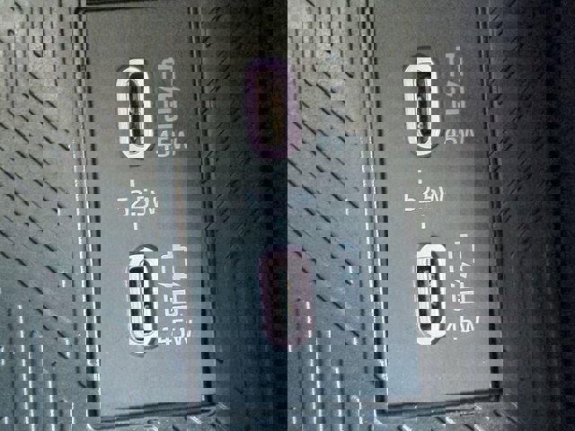 2026 Toyota Tacoma SR5 Image 26 of 27