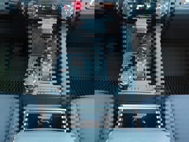 2026 Toyota Tacoma SR5 Image 19 of 27