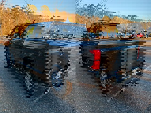 2026 Toyota Tacoma SR5 Image 8 of 27