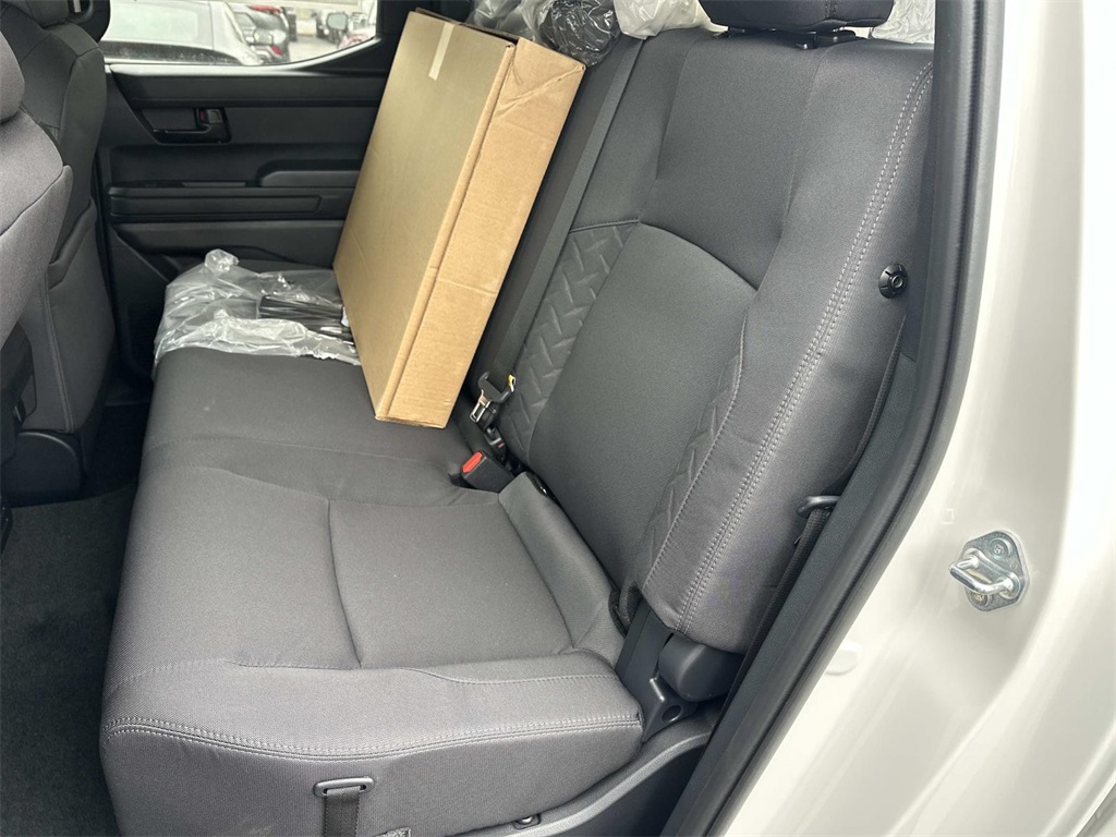 2026 Toyota Tacoma SR5 Image 11 of 31