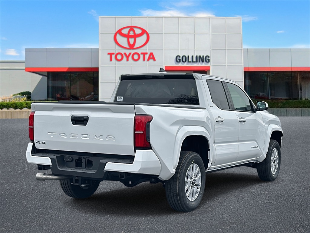 2026 Toyota Tacoma SR5 Image 4 of 31