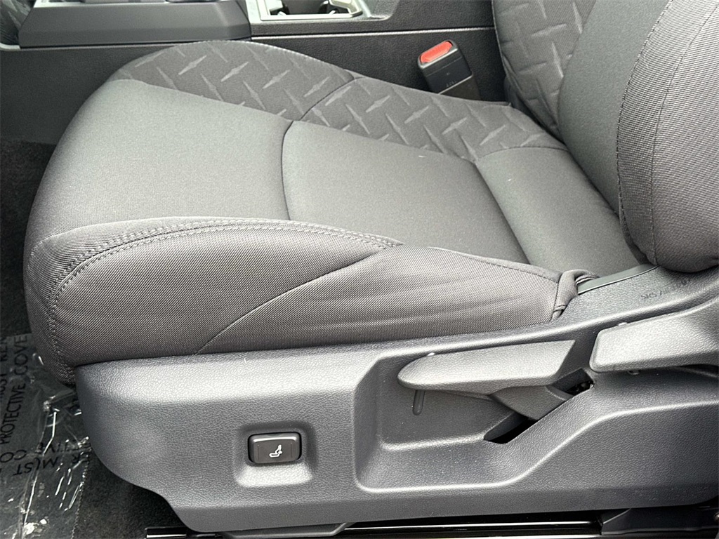 2026 Toyota Tacoma SR5 Image 24 of 31