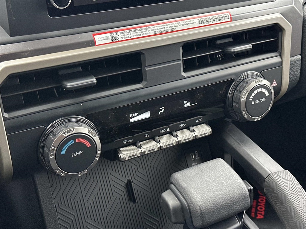 2026 Toyota Tacoma SR5 Image 30 of 31