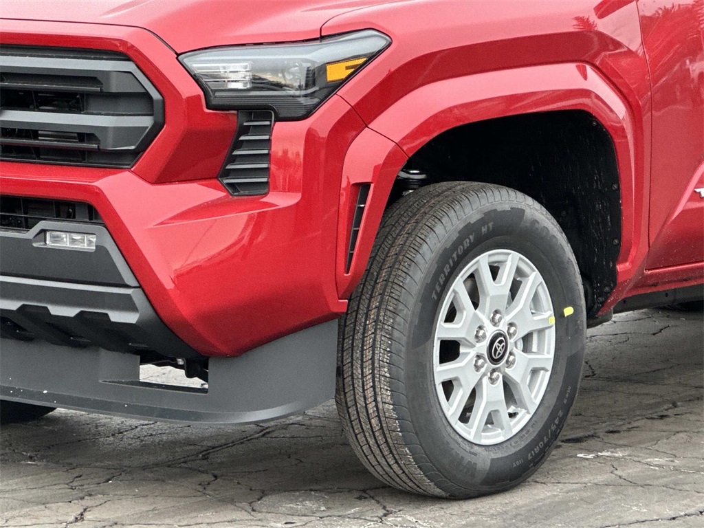 2026 Toyota Tacoma SR5 Image 9 of 31