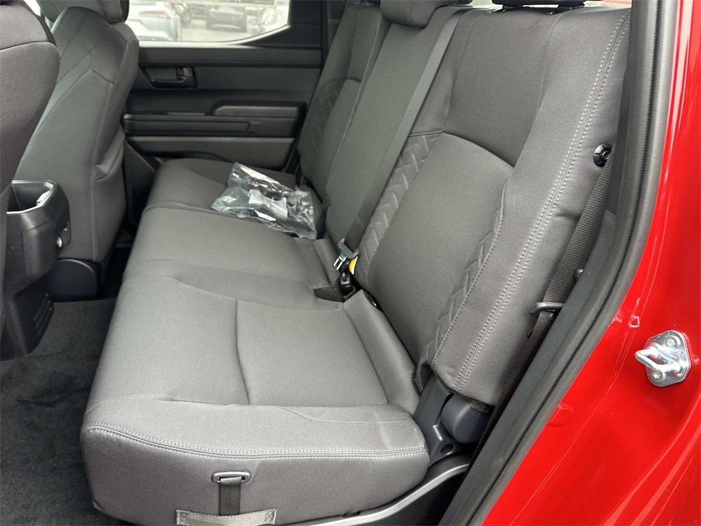 2026 Toyota Tacoma SR5 Image 12 of 31