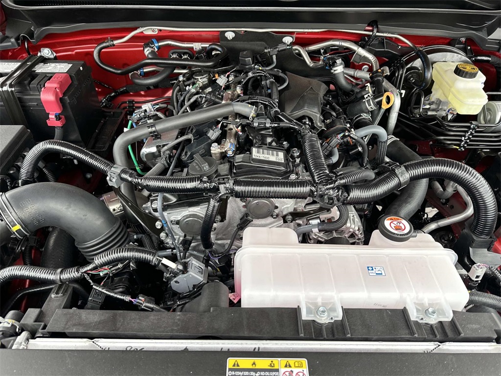 2026 Toyota Tacoma SR5 Image 7 of 31