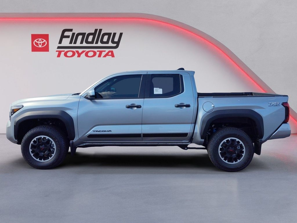 2026 Toyota Tacoma TRD Off Road Image 3 of 10