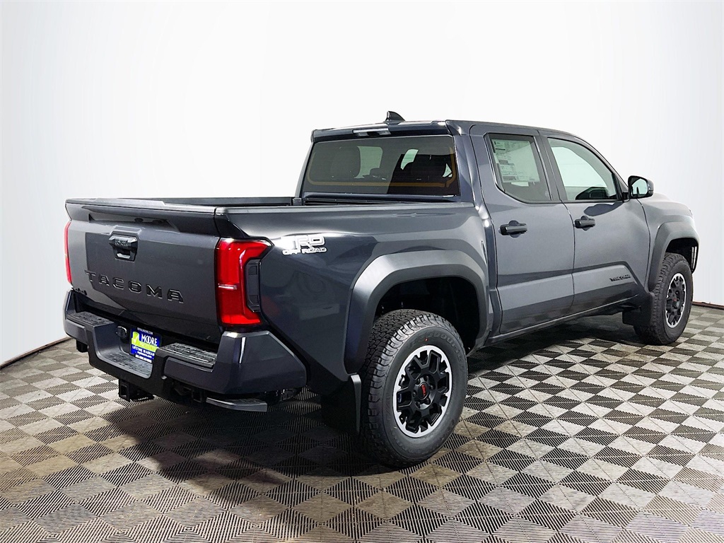 2026 Toyota Tacoma 4WD Image 5 of 31