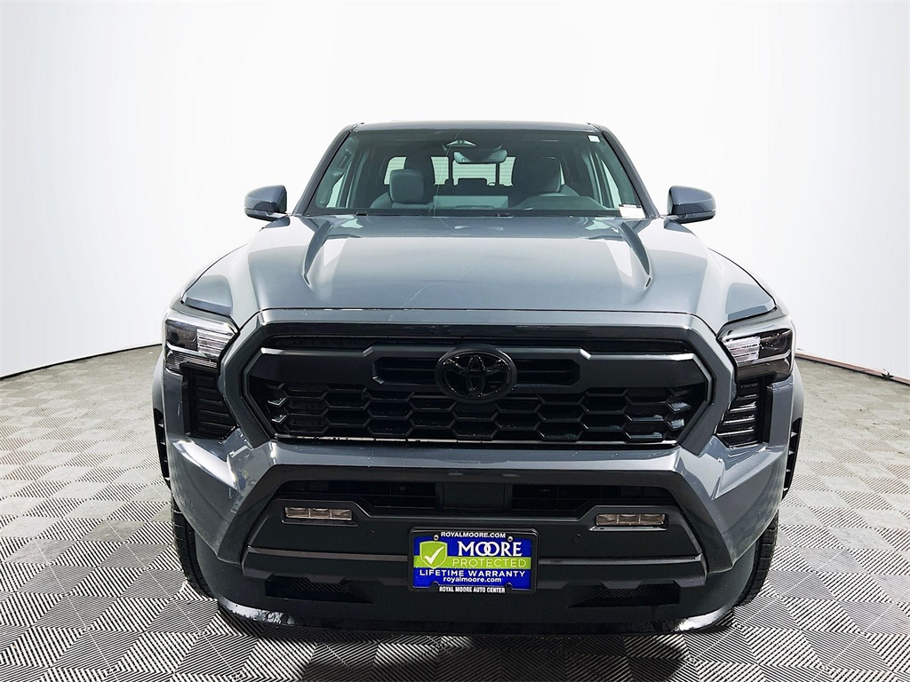 2026 Toyota Tacoma 4WD TRD Off Road Hybrid Image 2 of 31