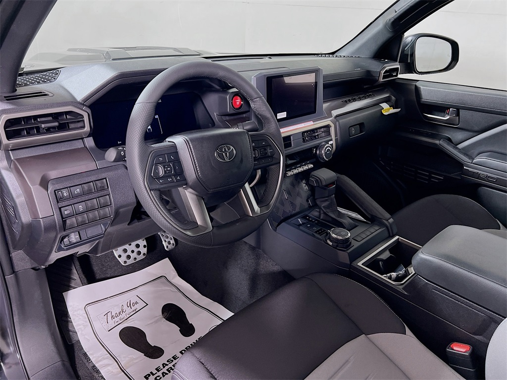 2026 Toyota Tacoma TRD Sport Image 15 of 31