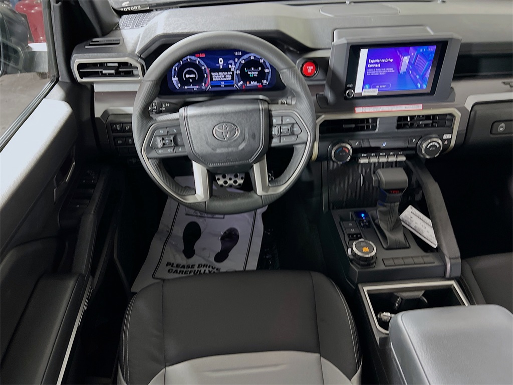 2026 Toyota Tacoma TRD Sport Image 16 of 31