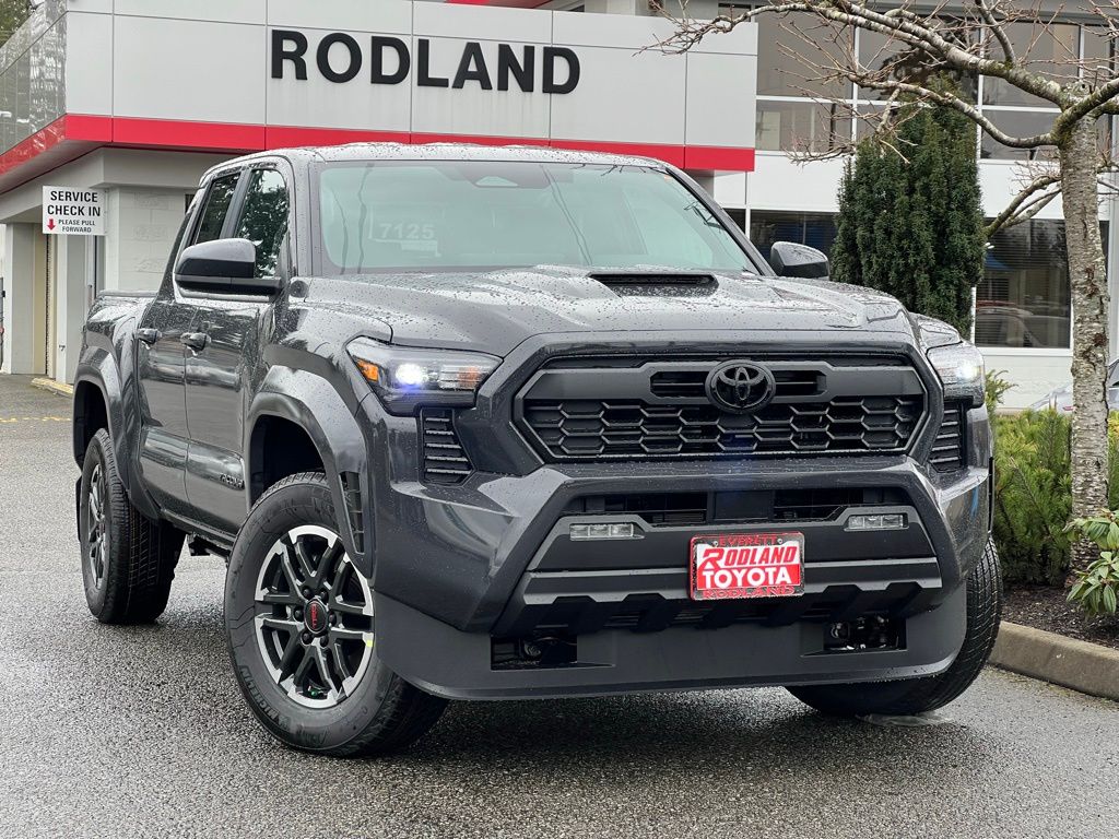 2026 Toyota Tacoma TRD Sport Image 3 of 25
