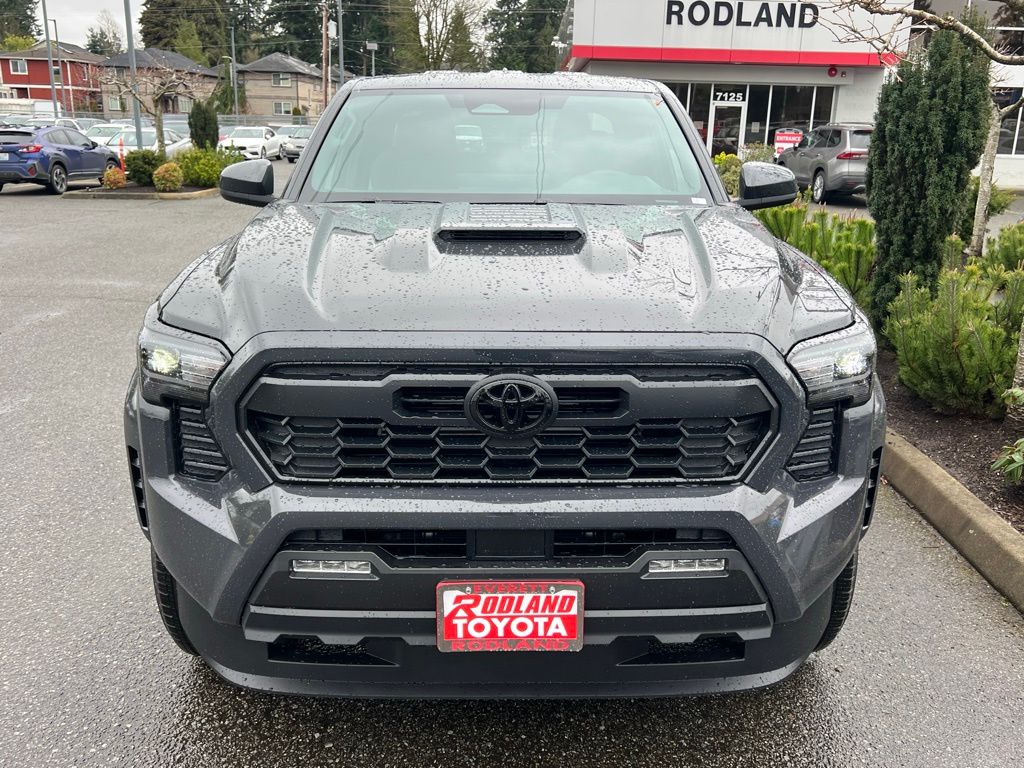 2026 Toyota Tacoma TRD Sport Image 2 of 25