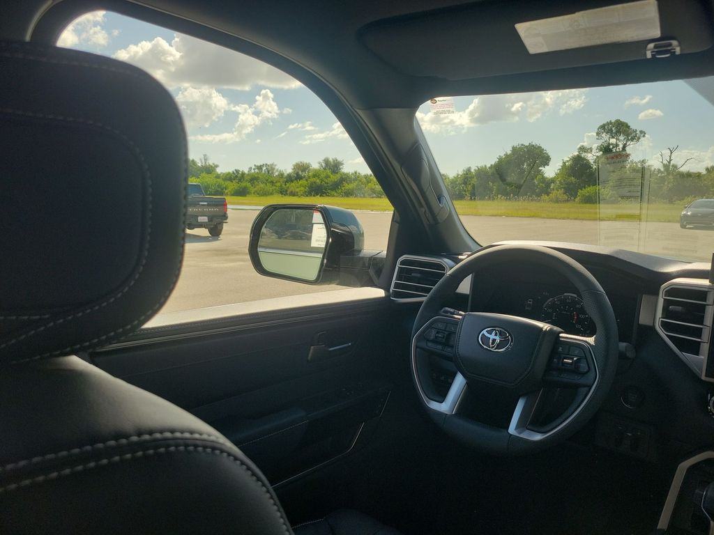 2026 Toyota Tundra Limited Image 21 of 49