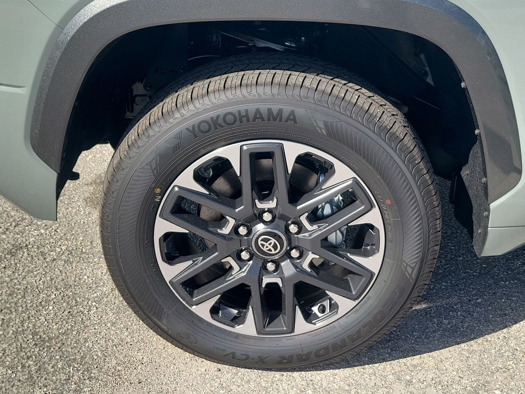 2026 Toyota Tundra Limited Image 10 of 49