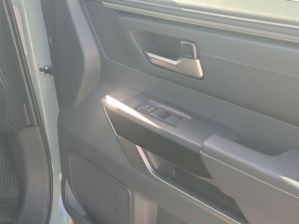 2026 Toyota Tundra Limited Image 33 of 49