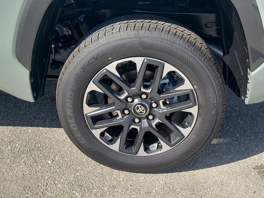 2026 Toyota Tundra Limited Image 13 of 49