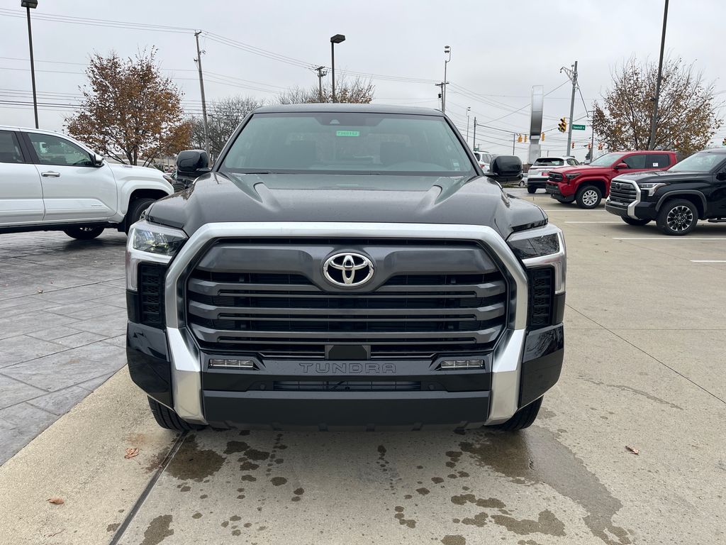 2026 Toyota Tundra 4WD Limited Hybrid Image 2 of 28