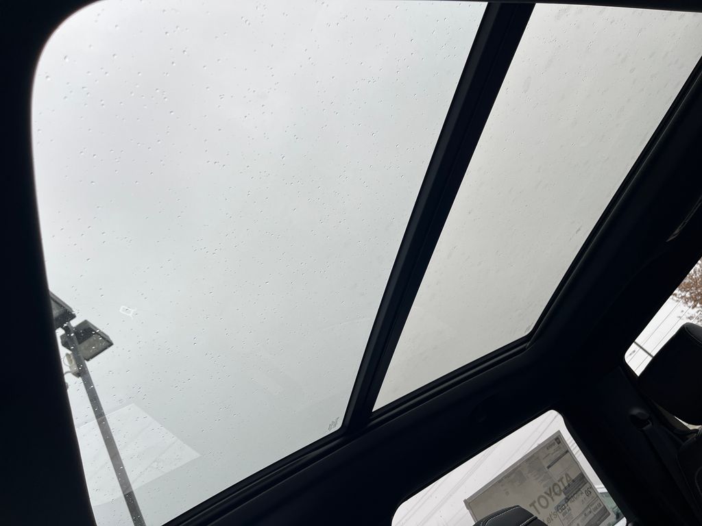 2026 Toyota Tundra 4WD Limited Hybrid Image 24 of 28