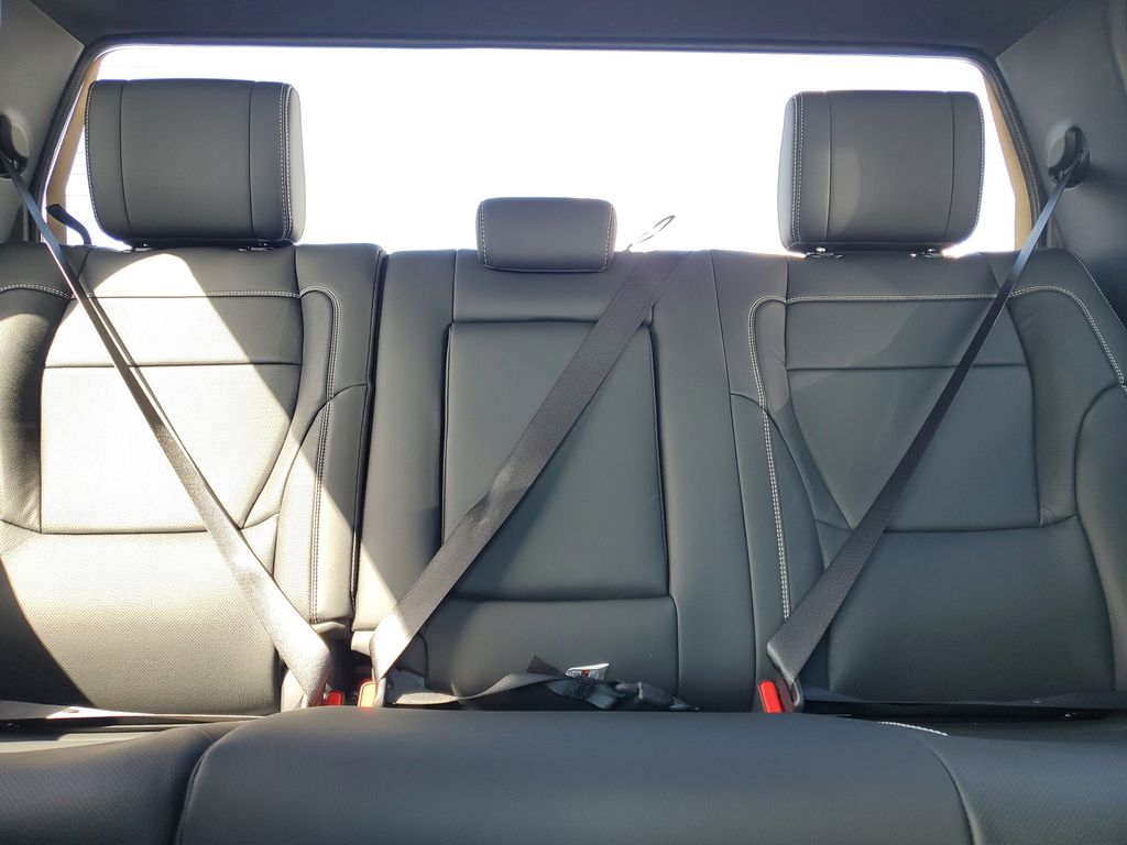 2026 Toyota Tundra Limited Image 13 of 32