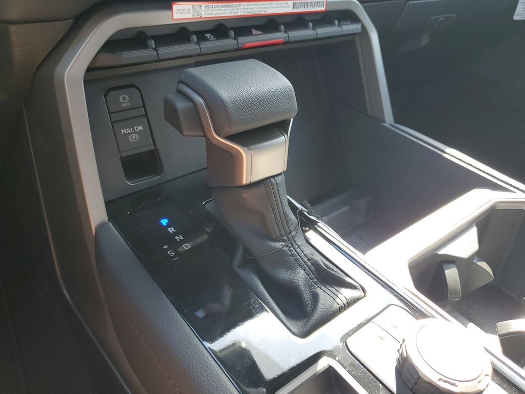 2026 Toyota Tundra Limited Image 21 of 32