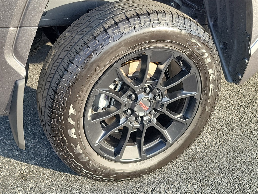 2026 Toyota Tundra SR Image 9 of 33