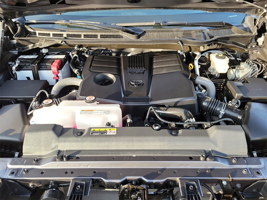 2026 Toyota Tundra SR Image 8 of 33