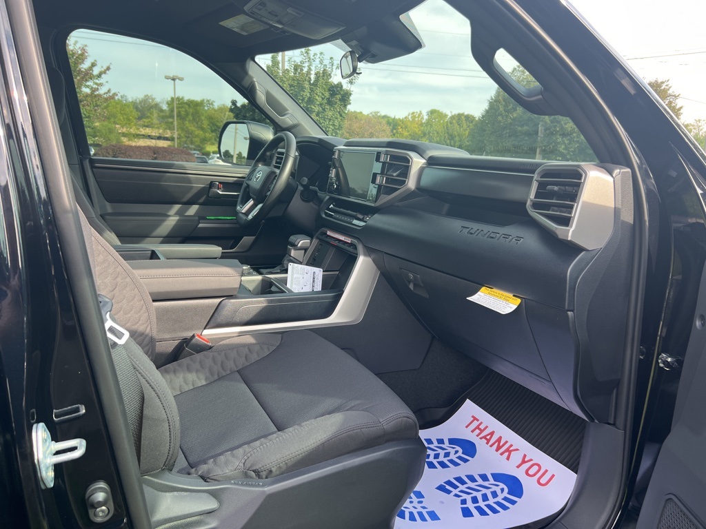 2026 Toyota Tundra SR5 Image 27 of 60