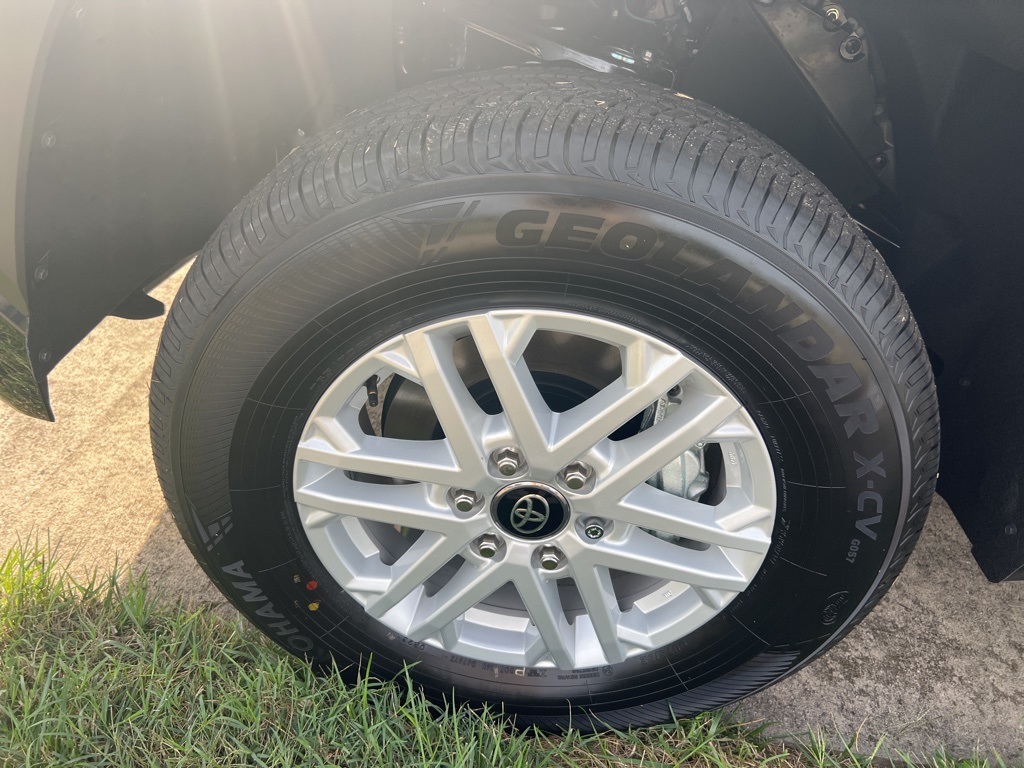 2026 Toyota Tundra SR5 Image 12 of 60