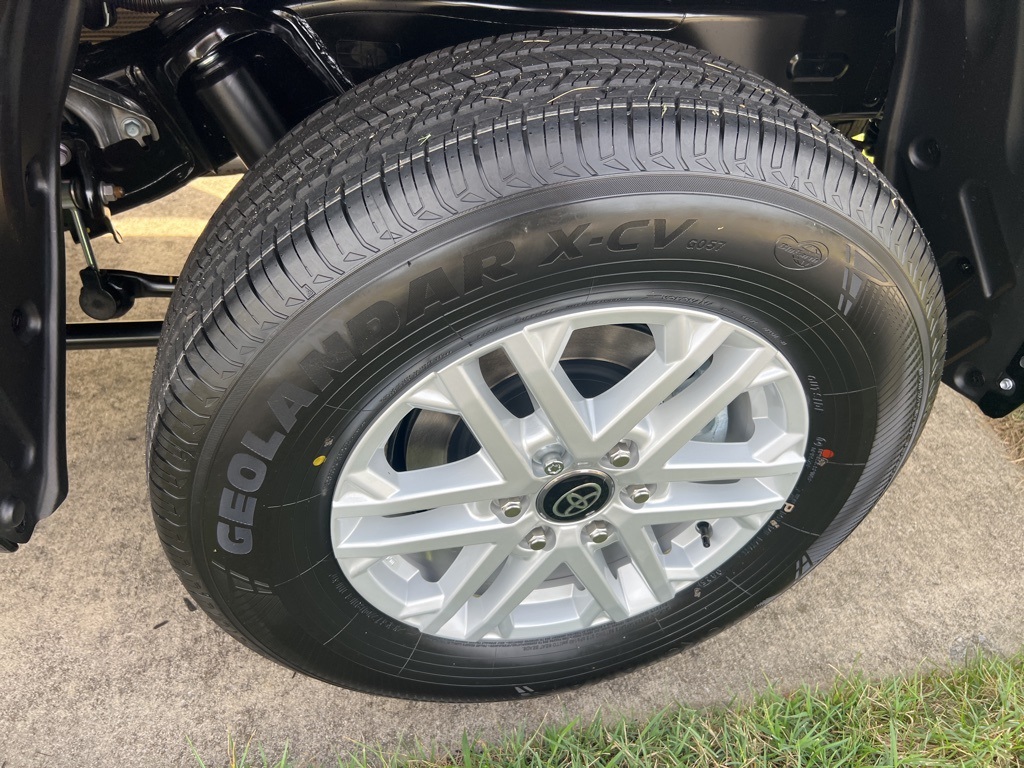 2026 Toyota Tundra SR5 Image 14 of 60